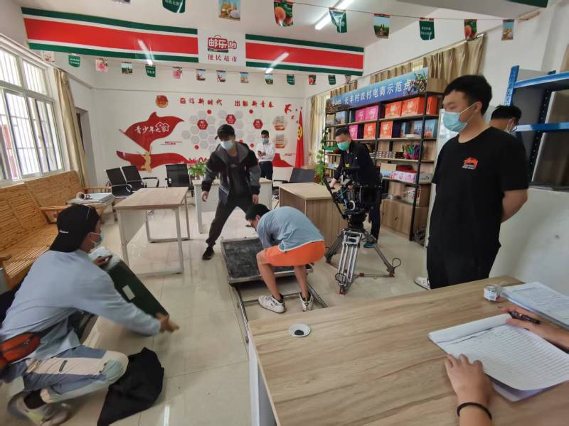 江门广告片拍摄公司：极简主义践行者，少即是多的视觉哲学